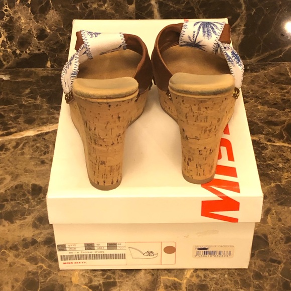 MISS SIXTY-LE BELLE EPOQUE-PLATFORM SANDALS - Picture 4 of 4